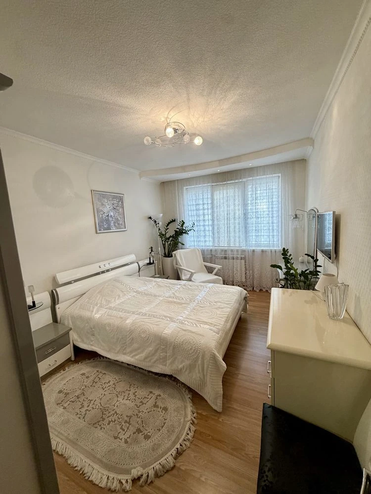3-х кімнатна квартира,Салтівка,м.Студетська,Салтівська.