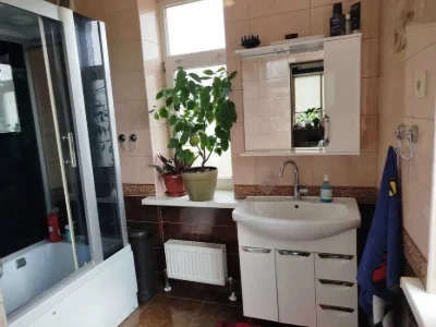 For Sale House with Attic on Manuilivsky St. (Vorontsova),