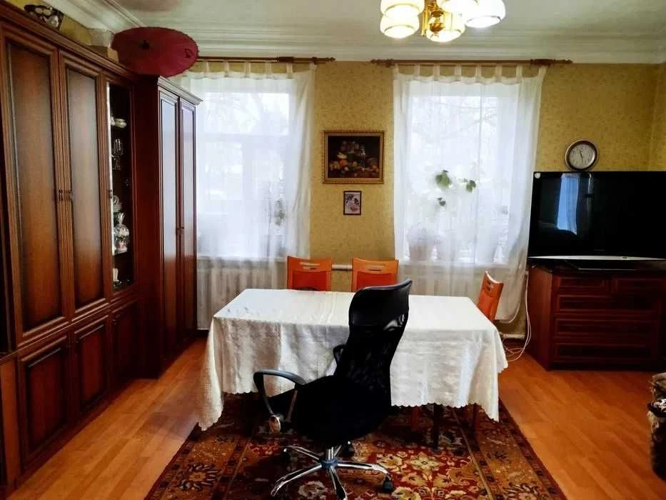 For Sale House with Attic on Manuilivsky St. (Vorontsova),