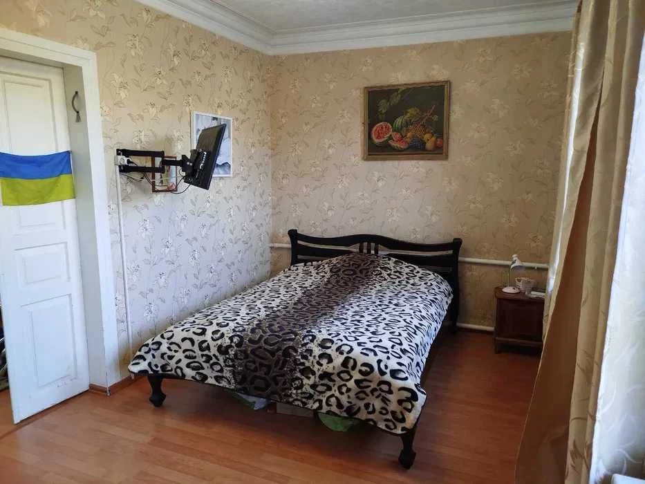 For Sale House with Attic on Manuilivsky St. (Vorontsova),
