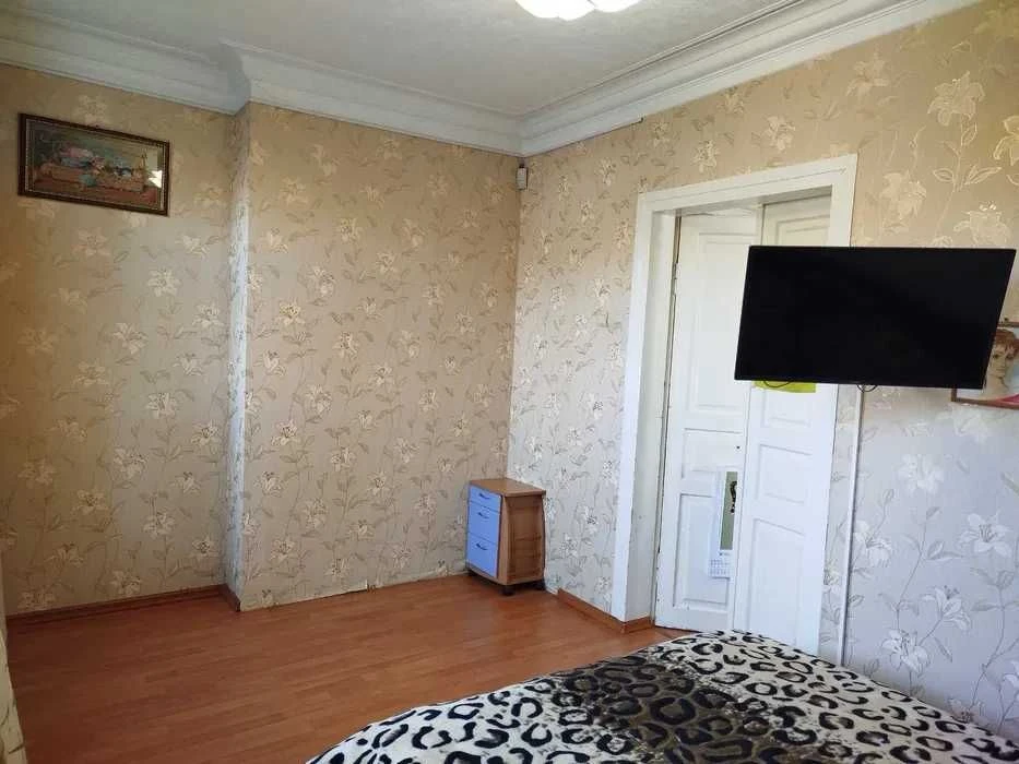 For Sale House with Attic on Manuilivsky St. (Vorontsova),