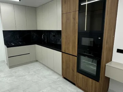 Apartment. Ivano-Frankivsk, Flotska St.