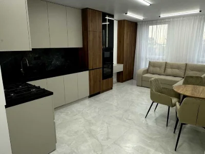 Apartment. Ivano-Frankivsk, Flotska St.
