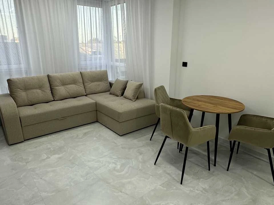 Apartment. Ivano-Frankivsk, Flotska St.