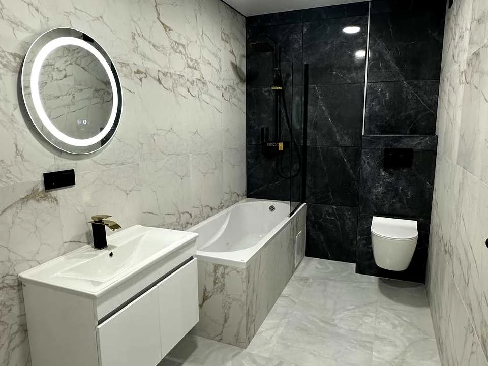 Apartment. Ivano-Frankivsk, Flotska St.