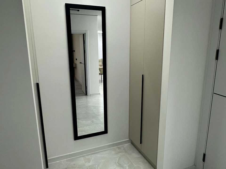 Apartment. Ivano-Frankivsk, Flotska St.