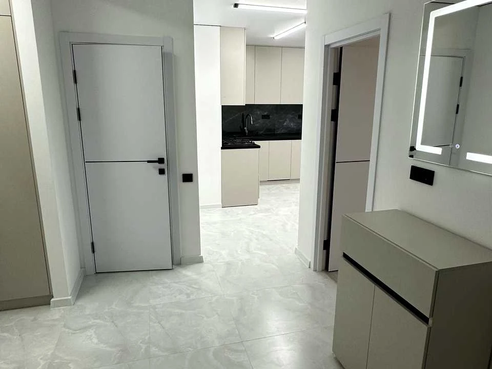 Apartment. Ivano-Frankivsk, Flotska St.
