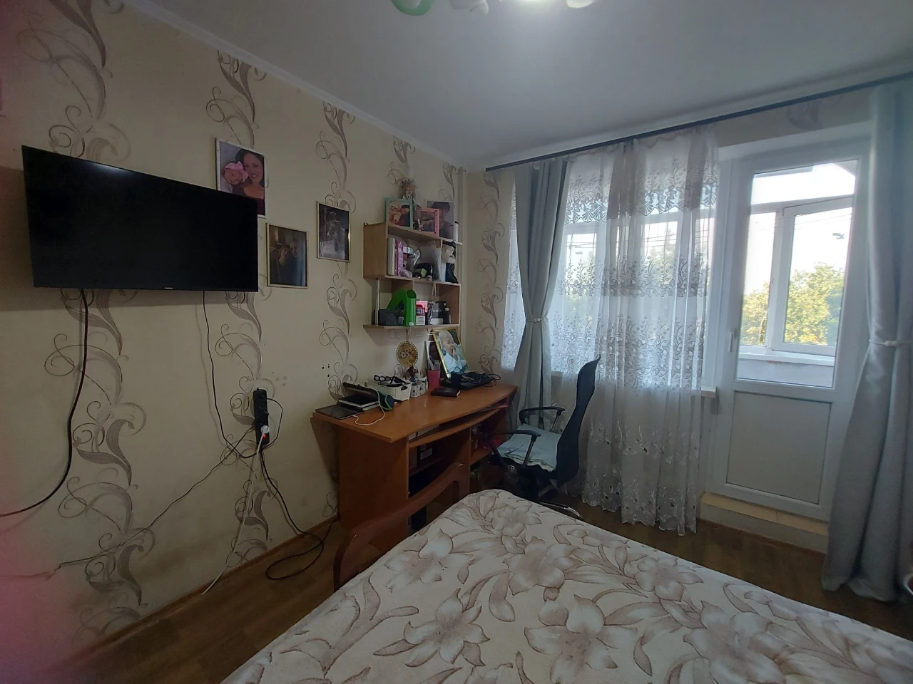 Sale of a 2-room apartment in the area of Площа Перемоги
