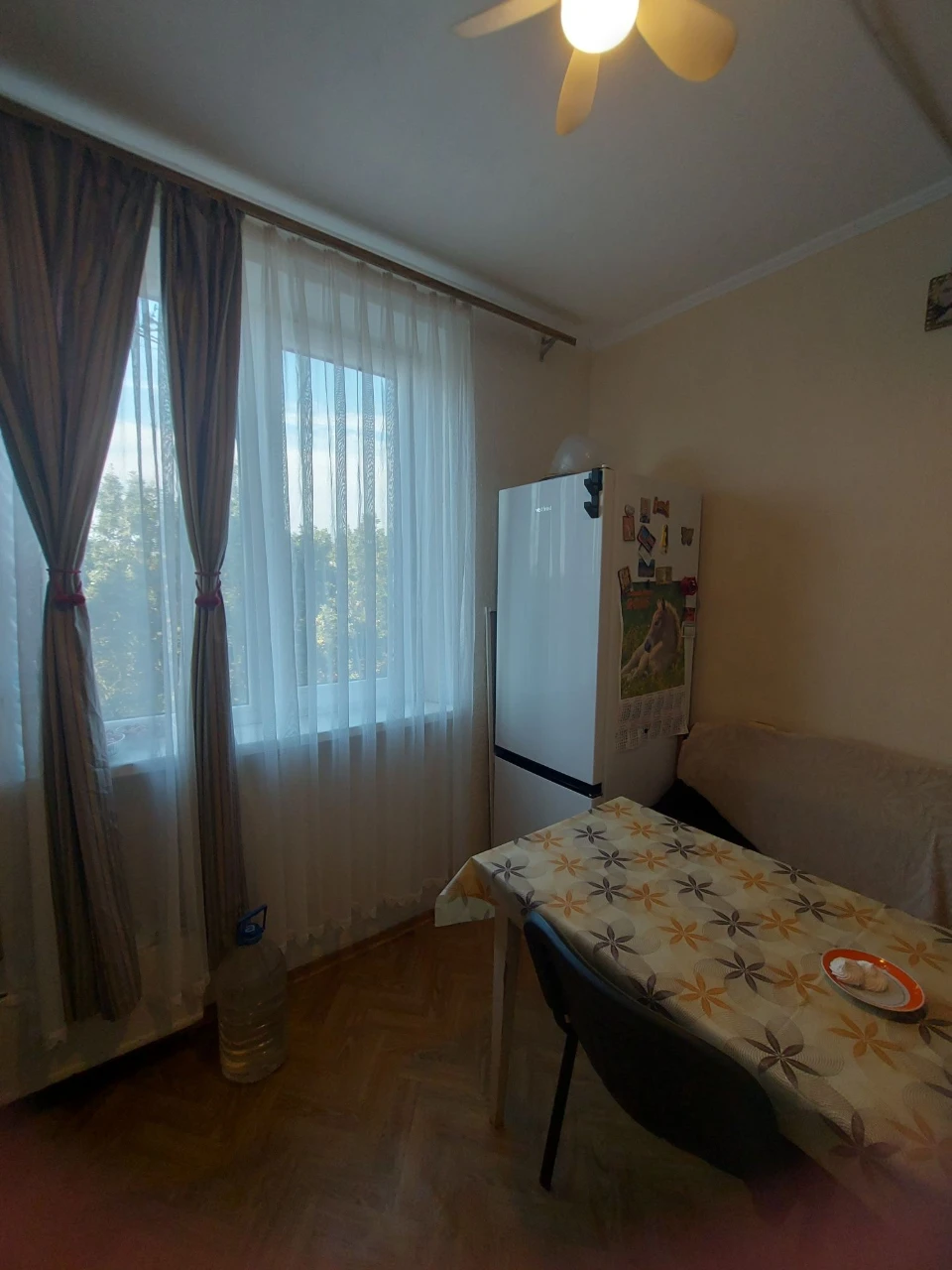 Sale of a 2-room apartment in the area of Площа Перемоги