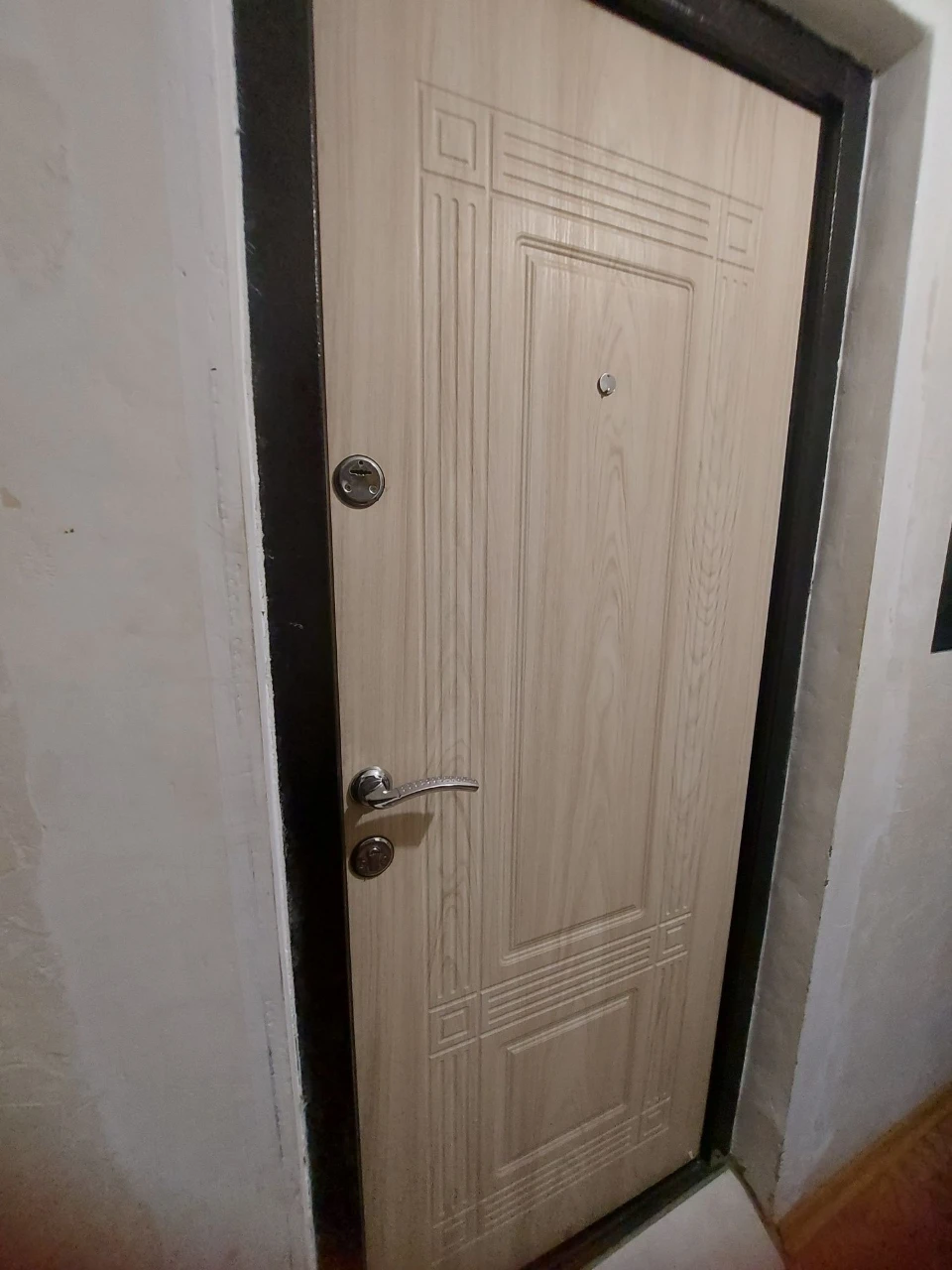 Sale of a 2-room apartment in the area of Площа Перемоги