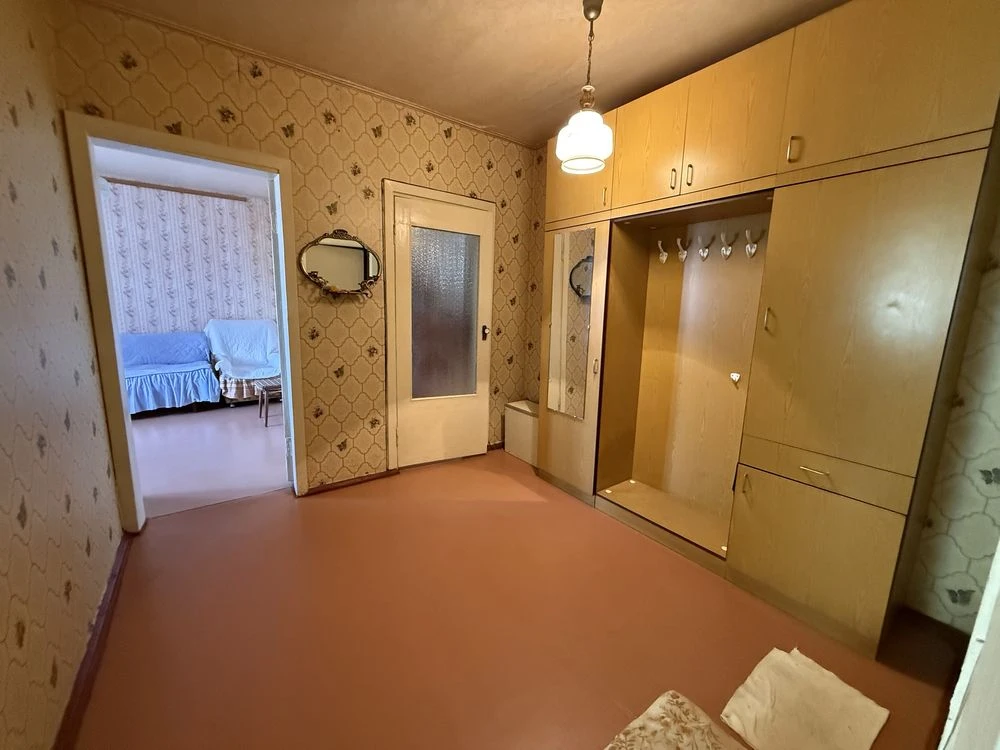 Трьохкімнатна квартира на Намиві,берег.Квадратний хол.8/10.