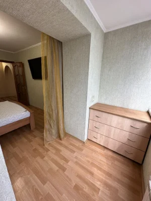 Sale of a good 4-room apartment in a new building built in 2002 in the center