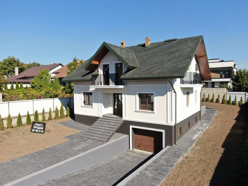 Продам Будинок в сучасному стилі в топовій локації Чернівців