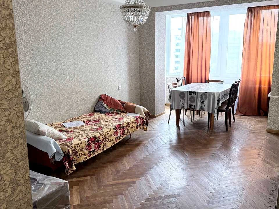 Квартира. Київ, Платона Майбороди проспект