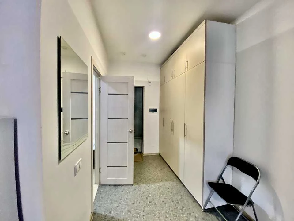 Apartment. Kyiv, Kam'yanska Street.