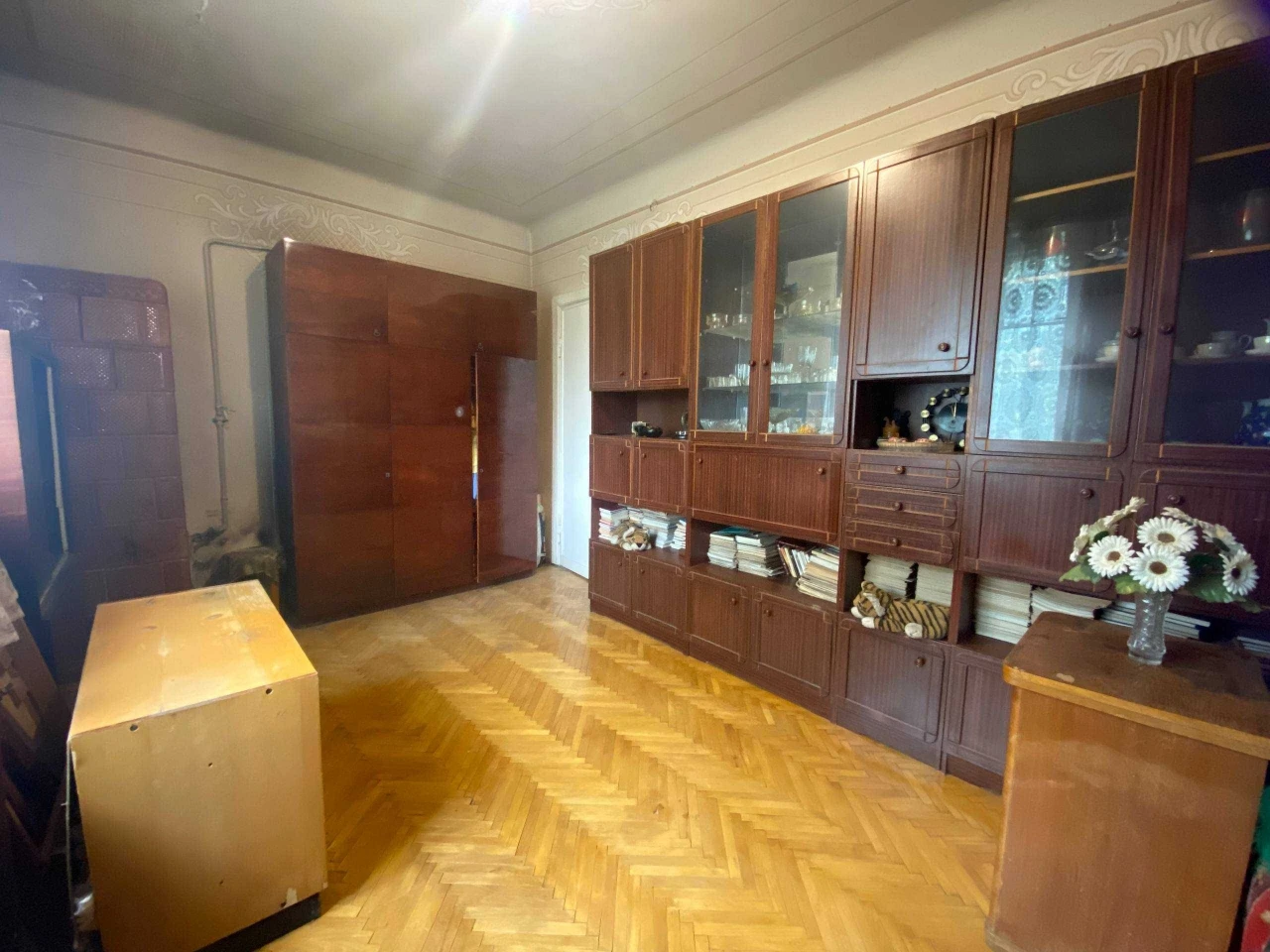 Продажа трехкомнатной квартиры в Франковском районе