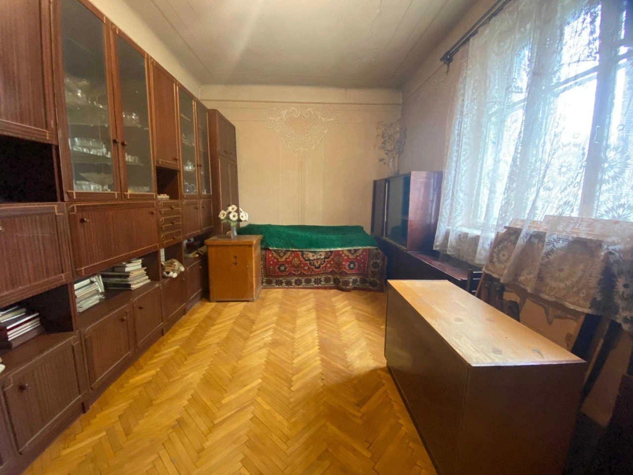 Продажа трехкомнатной квартиры в Франковском районе