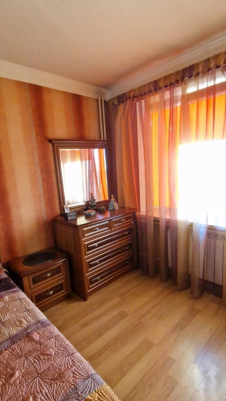 Терміново продається 3-кімнатна квартира на Оболоні від власника