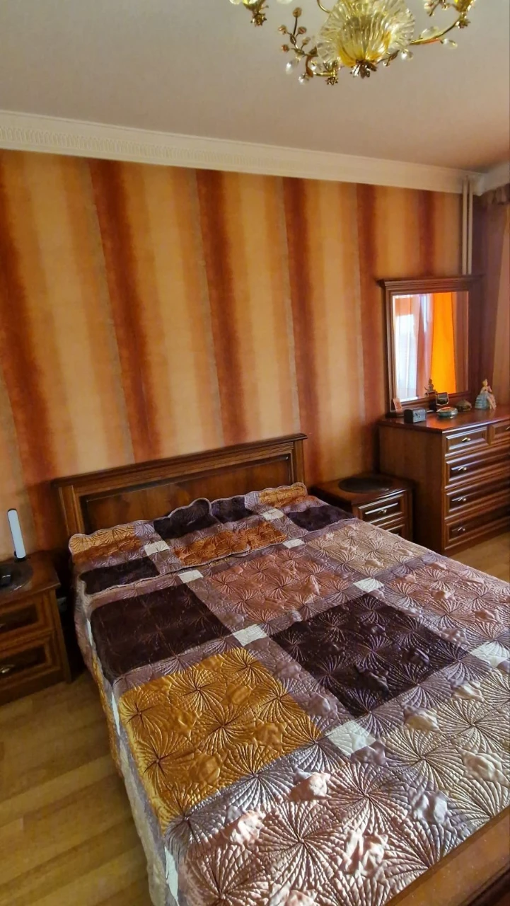 Терміново продається 3-кімнатна квартира на Оболоні від власника