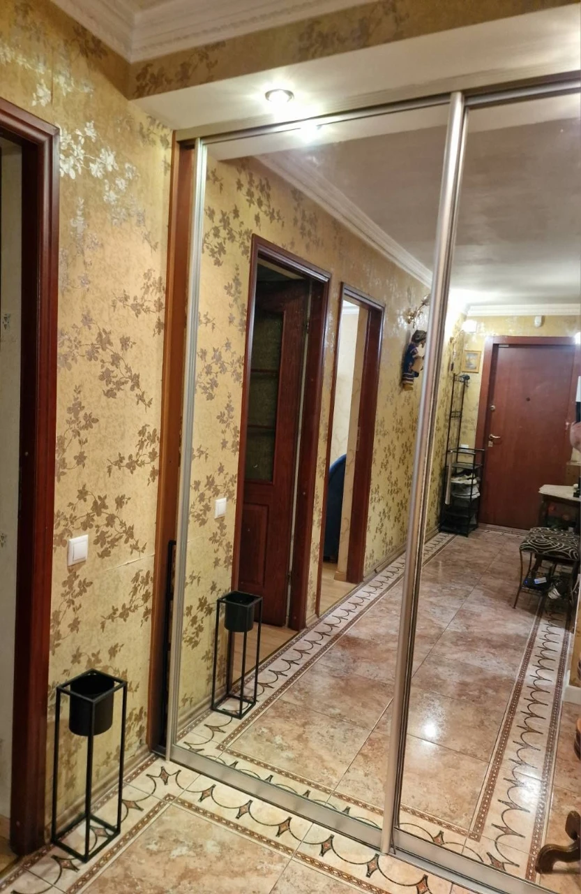 Терміново продається 3-кімнатна квартира на Оболоні від власника