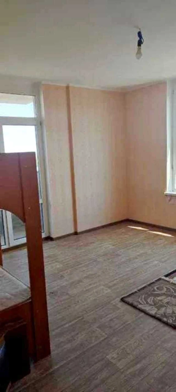 Продаж двокімнатної квартира в новому ЖК Дніпровський з авто