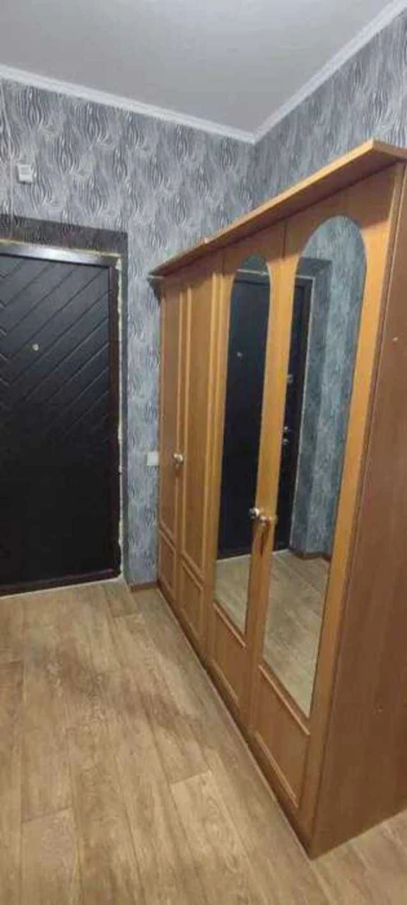 Продаж двокімнатної квартира в новому ЖК Дніпровський з авто