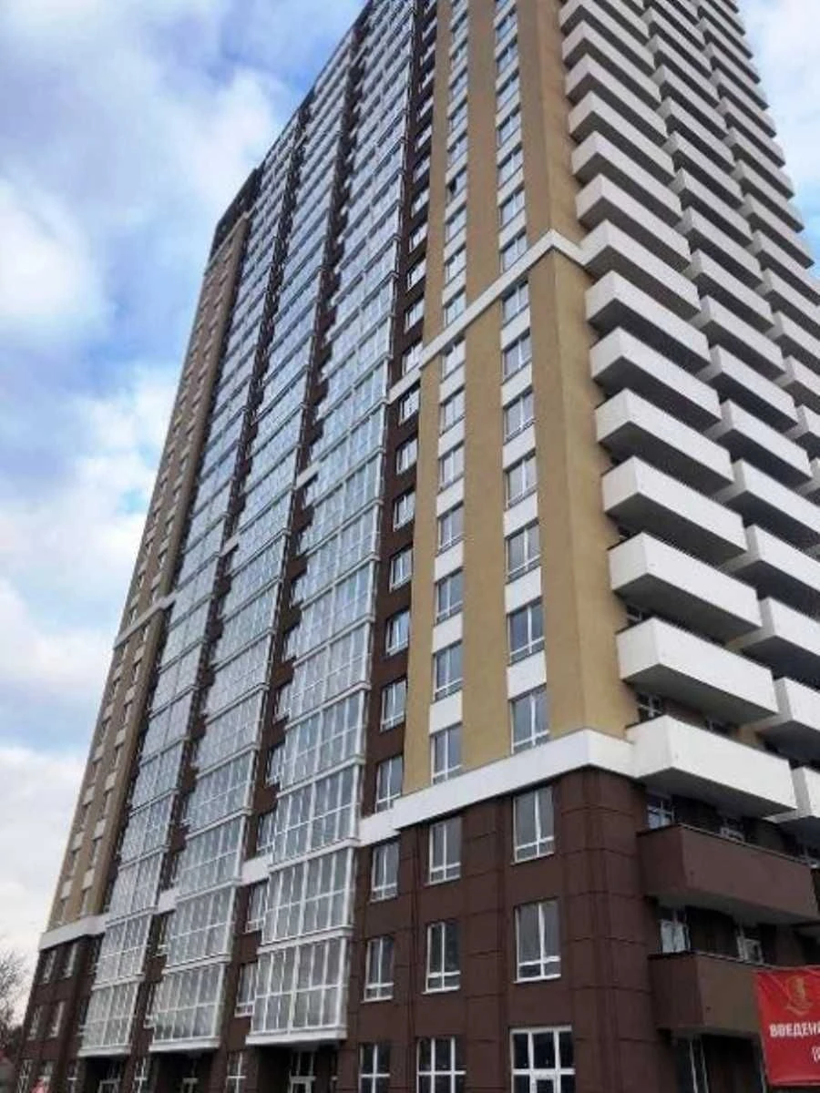 Продаж двокімнатної квартира в новому ЖК Дніпровський з авто