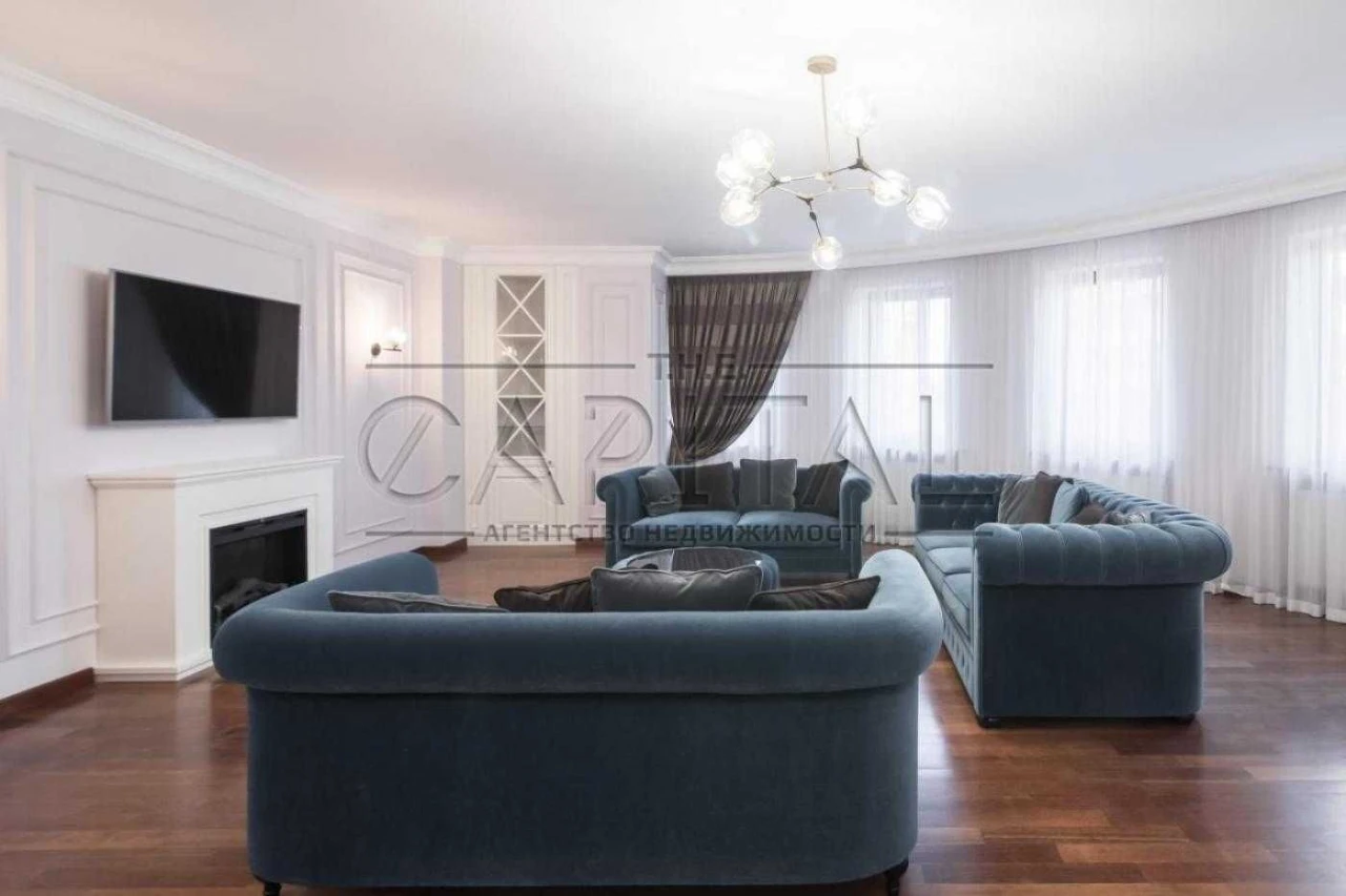3 этажа / Продажа 3-комнатной квартиры ул. Старонаводницька 180 м2 /
