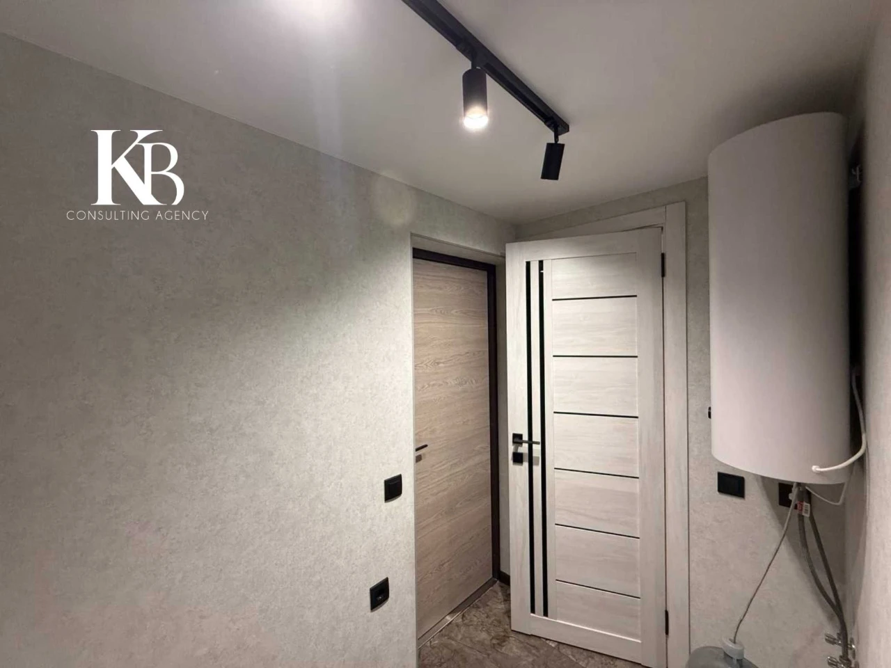 Продаж 2к квартири І 37.7 м² І вул. Шухевича Романа, 57