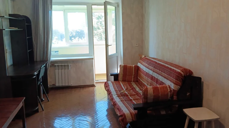 For sale 1 apartment on St. Kharkiv Divisions on New B