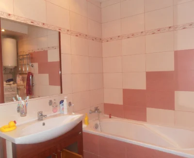 Продам 3 кімнатну квартиру в районі ТРЦ Україна