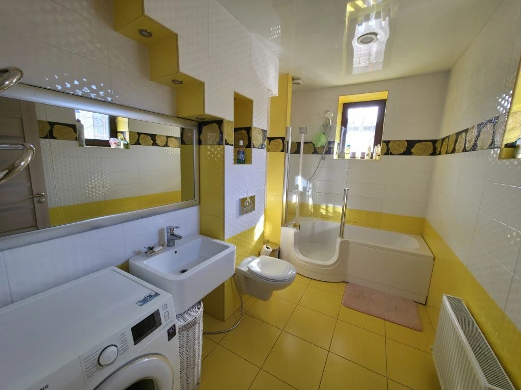 Sale of a luxurious house on Metalurgov Street