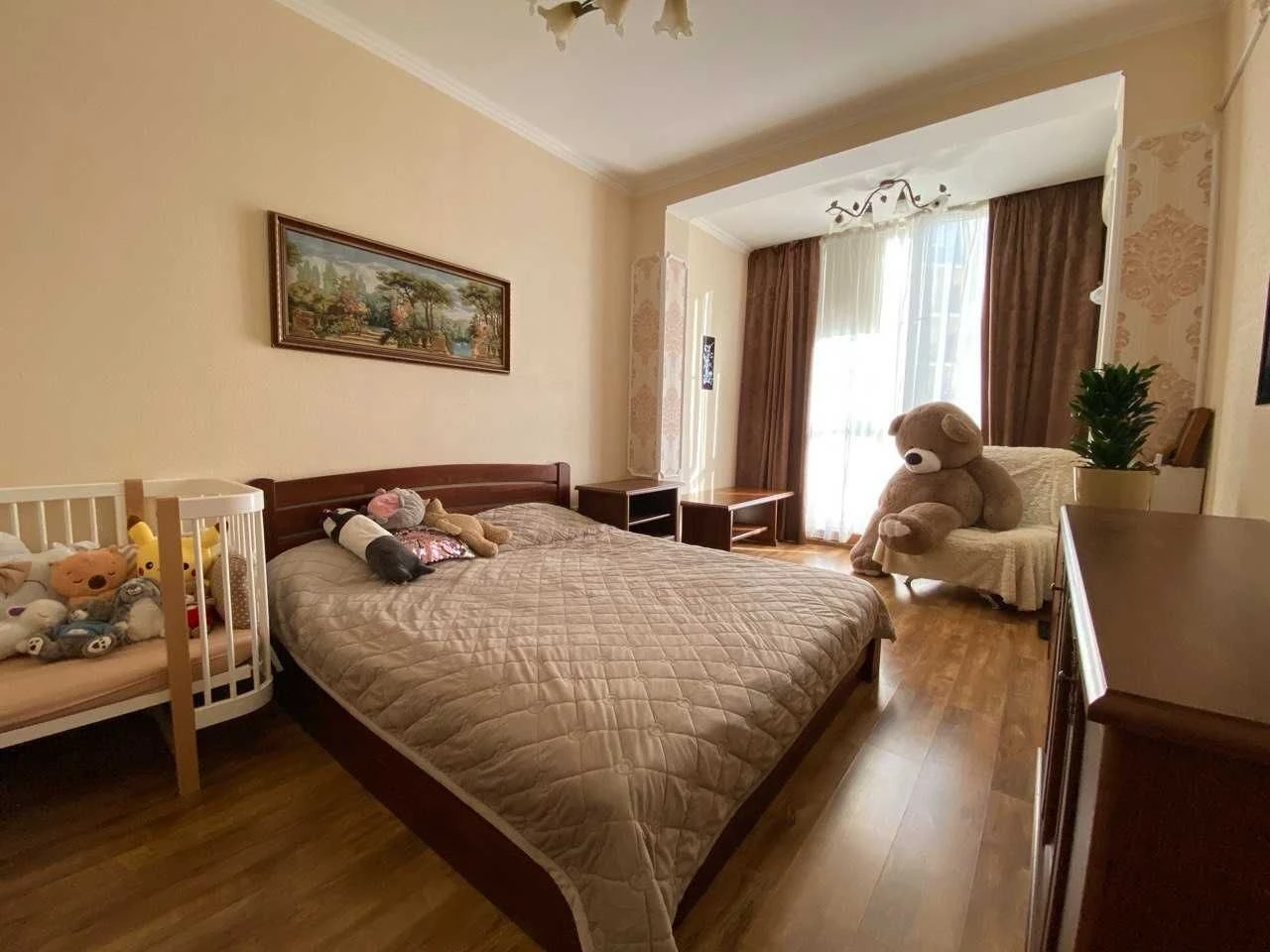 Однокімнатна квартира з ремонтом в Таїрови, вулиця Корольова, 10