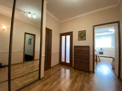 Однокімнатна квартира з ремонтом в Таїрови, вулиця Корольова, 10