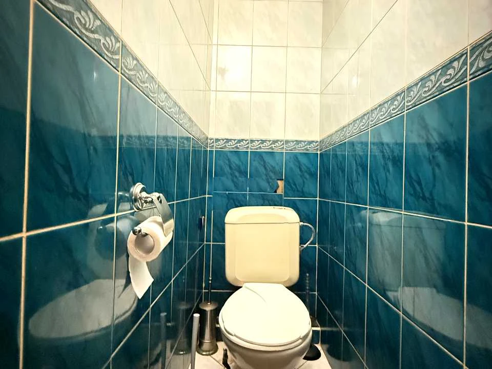 Apartment. Rivne, Danyila Halyskyi St.