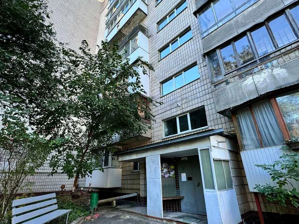 Apartment. Kyiv, Kurganskaya St.