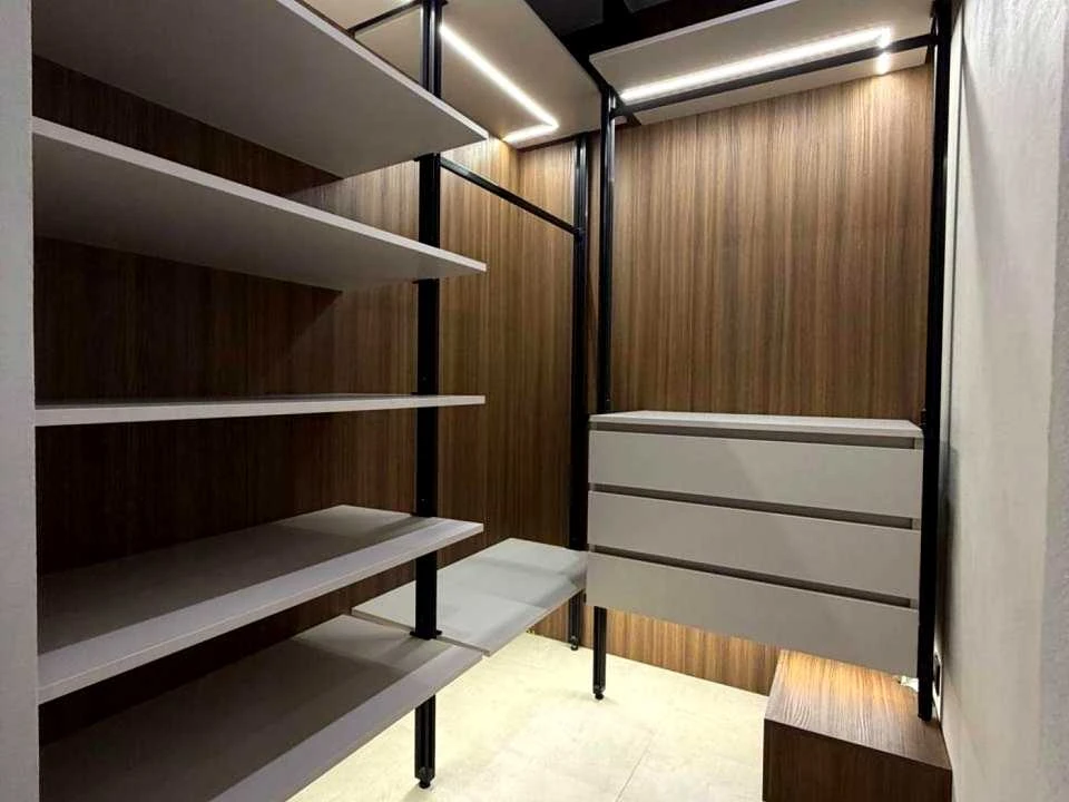 Apartment. Kyiv, Berezaysky Prospect.