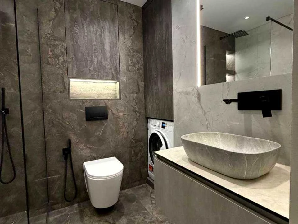 Apartment. Kyiv, Berezaysky Prospect.
