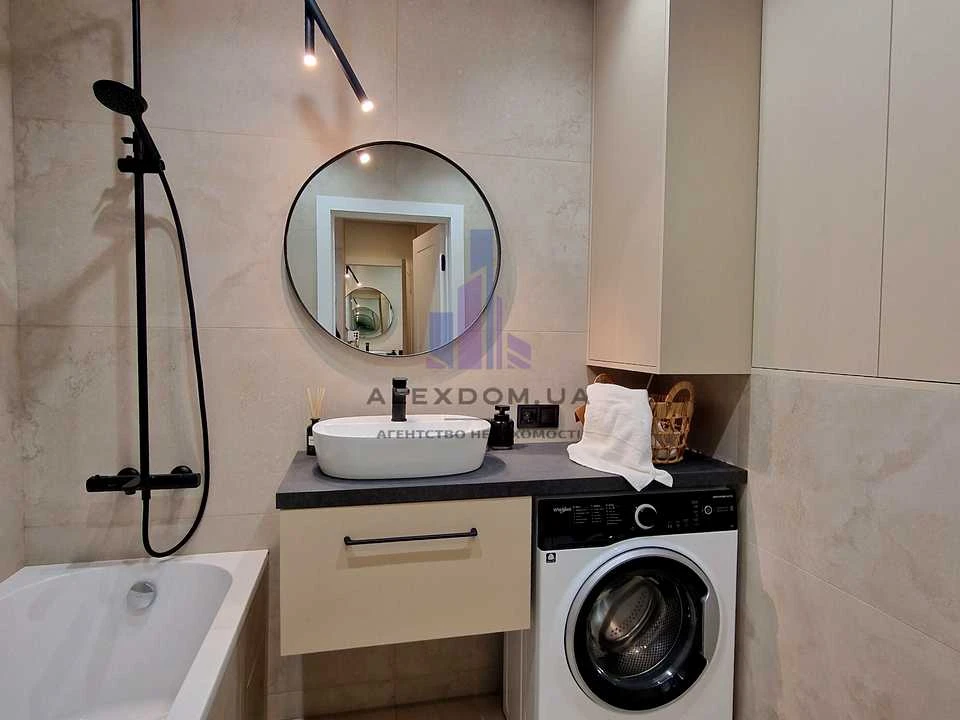 Apartment. Kyiv, Mykhaila Maksimovych Street