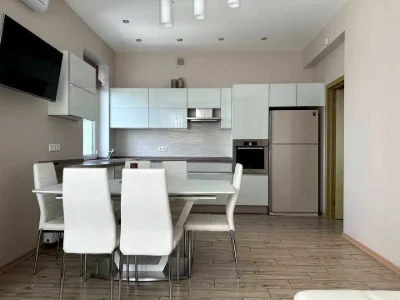 Apartment. Kyiv, Business Street