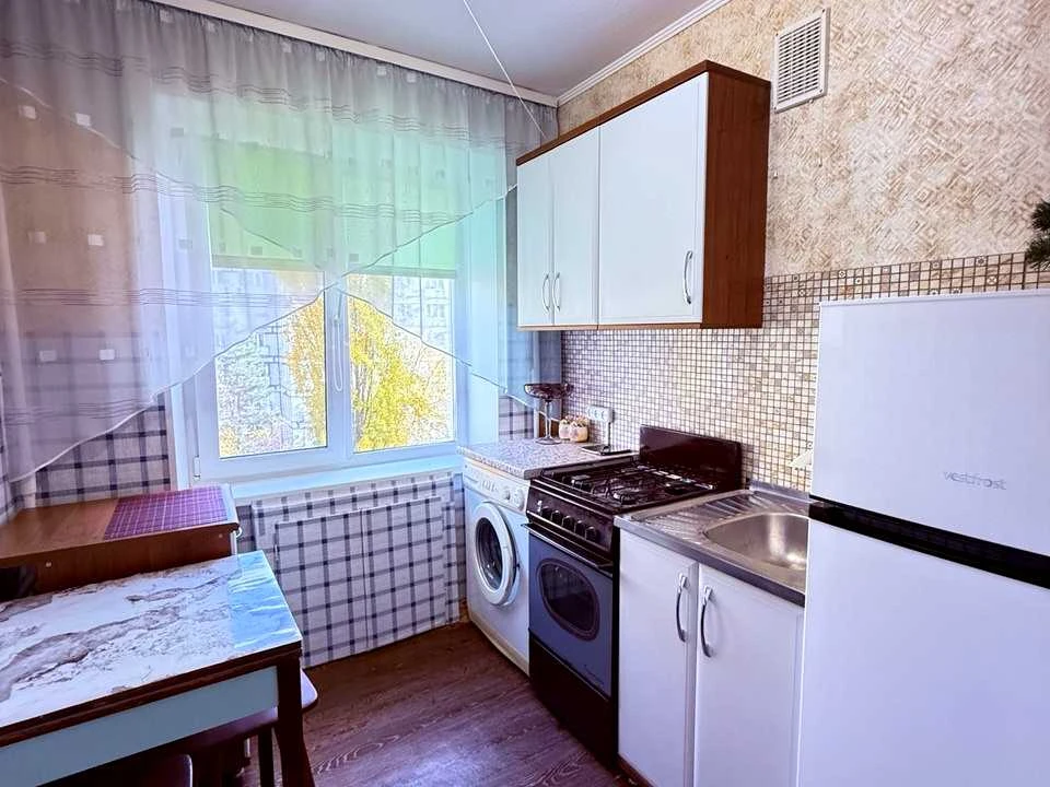 Apartment. Dnipro, Chervony Kamian вул.