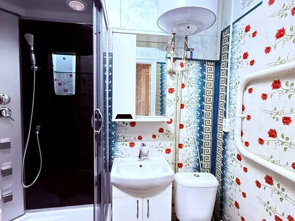 Apartment. Dnipro, Chervony Kamian вул.