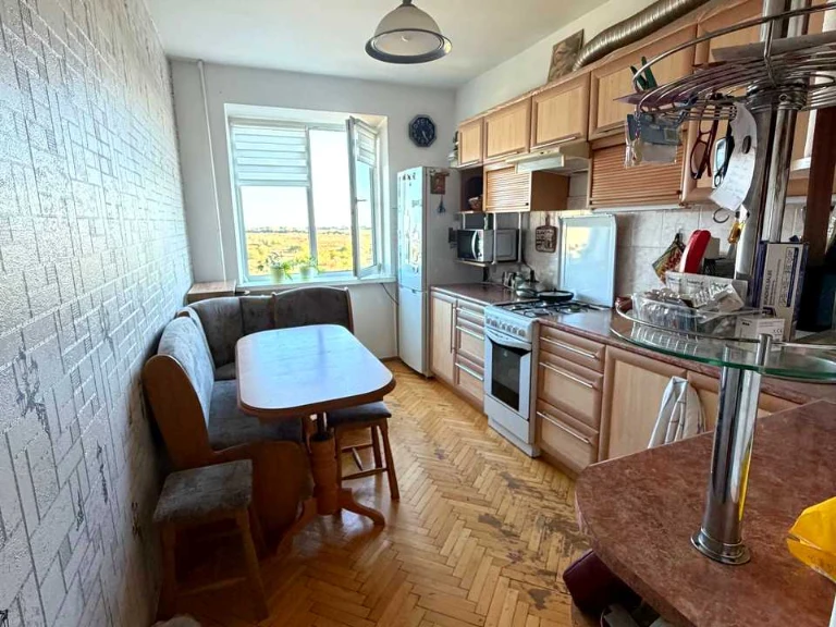 Apartment. Lviv, Volodymyr Verneradsky St.
