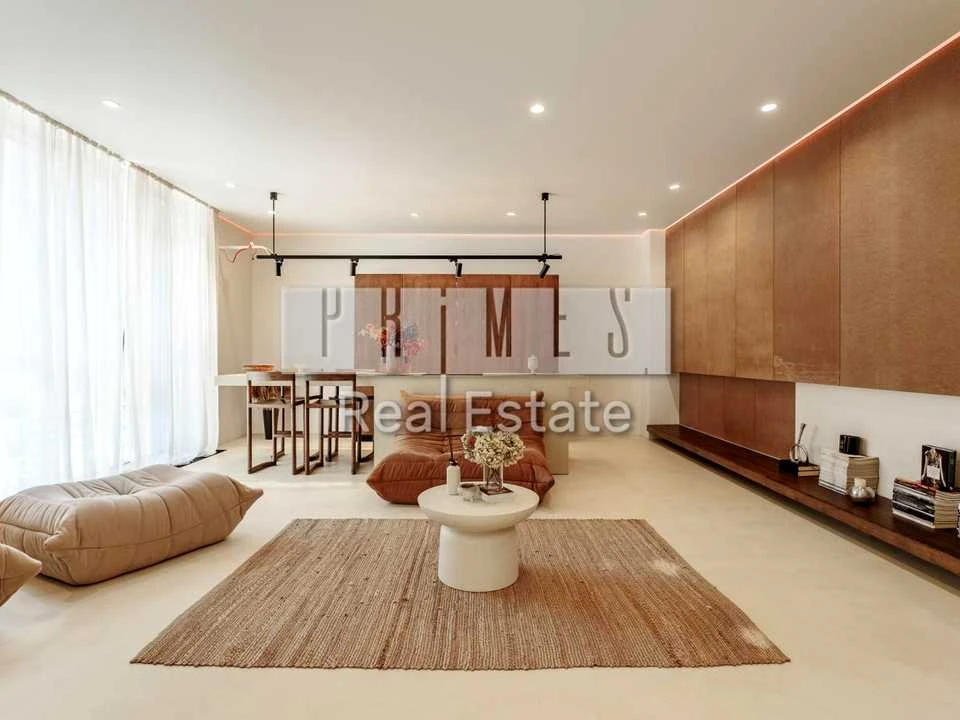 Apartment. Kyiv, Predslavin Street