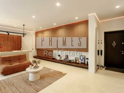 Apartment. Kyiv, Predslavin Street