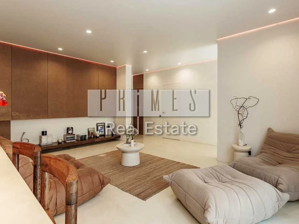 Apartment. Kyiv, Predslavin Street