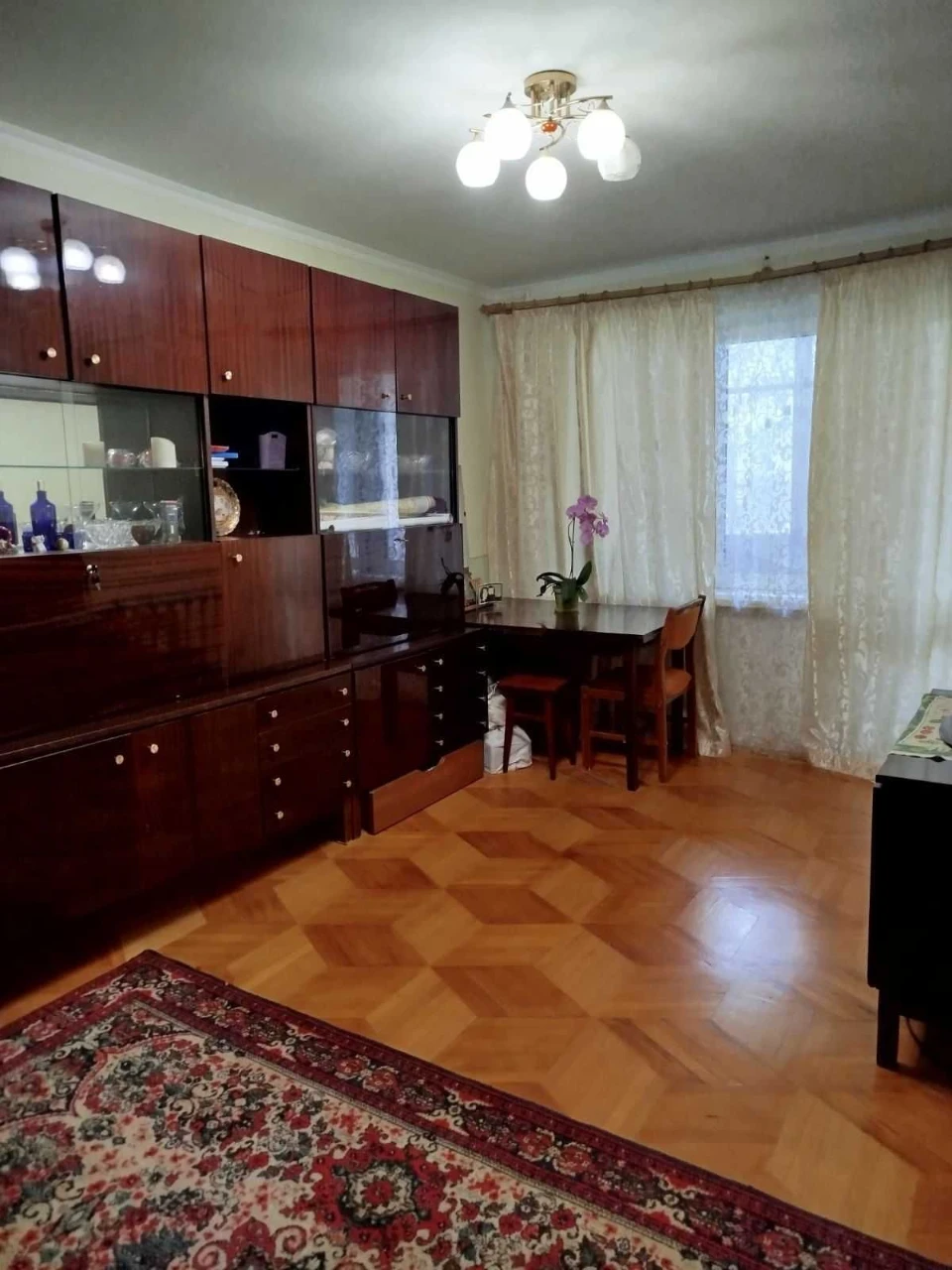 For sale 2-room apartment on St. Kalinov, Обраztsova, Berezin, Left