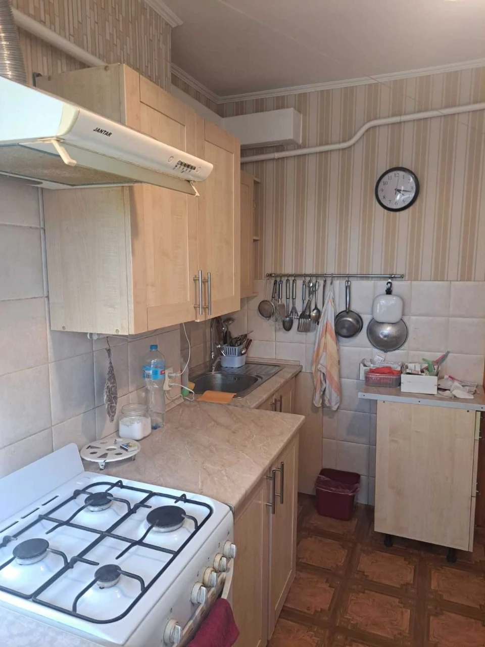For sale 2-room apartment on St. Kalinov, Обраztsova, Berezin, Left