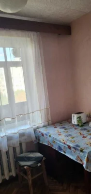Продам 1-кім. кв. покращ. планування м.Індустріальна 10 хв.