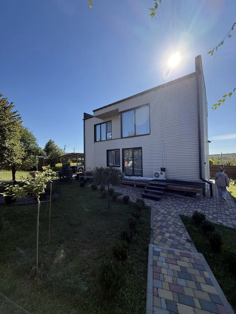 For Sale 2-story house 134.3m2. Plot 10 acres Dnepr Street Tatar